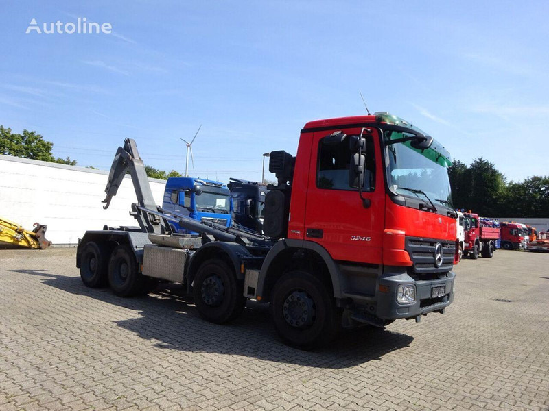 Camión multibasculante Mercedes-Benz Actros 3246 - Hook lift truck: foto 9
