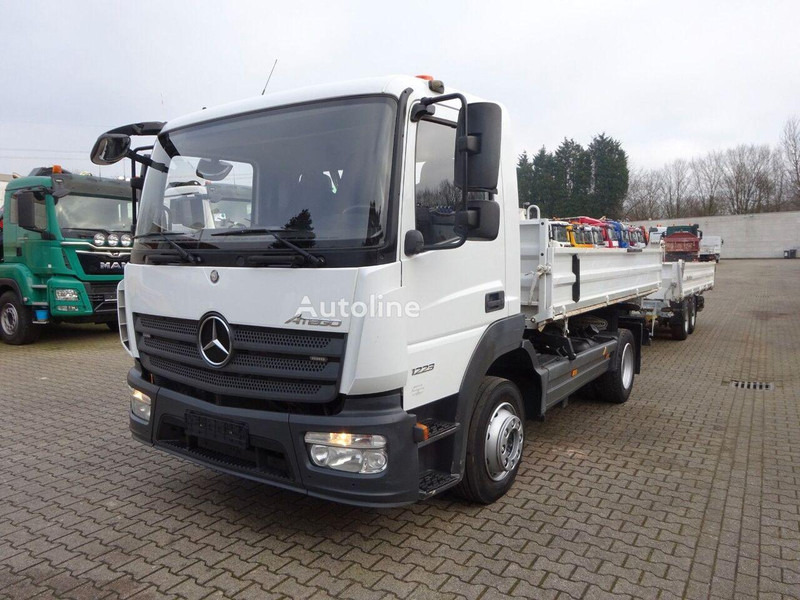 Mercedes-Benz Atego 1223 - 3 way tipper+semi-trailer - Camión volquete: foto 1 Mercedes-Benz Atego 1223 - 3 way tipper+semi-trailer - Camión volquete: foto 1