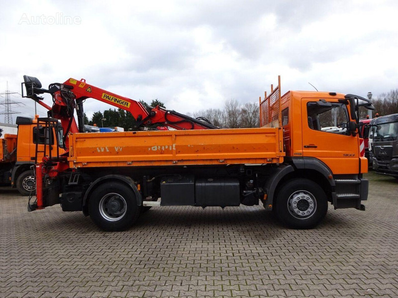 Mercedes-Benz Axor 1833 - Camión volquete, Camión grúa: foto 5 Mercedes-Benz Axor 1833 - Camión volquete, Camión grúa: foto 5