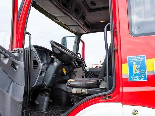 Leasing de Mercedes-Benz MERCEDES BENZ ATEGO 1328 4x4 ZIEGLER LF 20/16 Fi Mercedes-Benz MERCEDES BENZ ATEGO 1328 4x4 ZIEGLER LF 20/16 Fi: foto 15