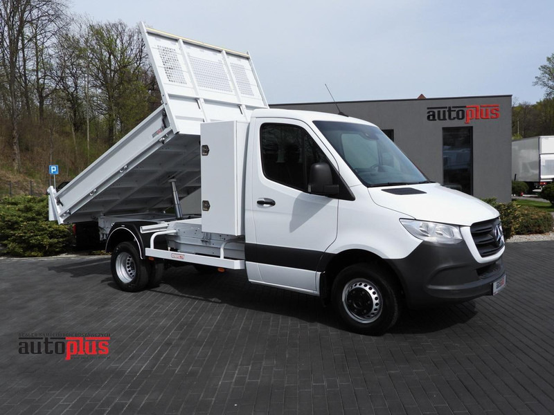 Mercedes-Benz SPRINTER 516 WYWROTKA TEMPOMAT BLIŹNIACZE KOŁA KLIMATYZACJA 160 - Furgoneta basculante: foto 1 Mercedes-Benz SPRINTER 516 WYWROTKA TEMPOMAT BLIŹNIACZE KOŁA KLIMATYZACJA 160 - Furgoneta basculante: foto 1
