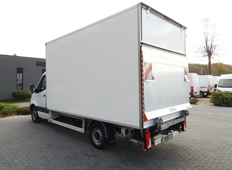 Furgoneta caja cerrada Mercedes-Benz SPRINTER KONTENER WINDA 8 PALET KLIMATYZACJA  150KM [ 235920 ]: foto 9