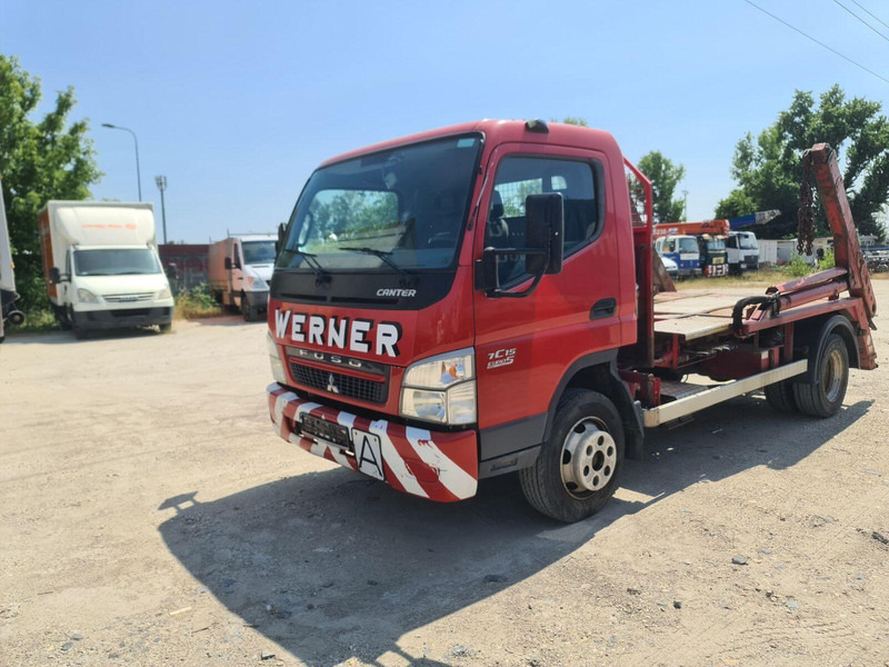 Mitsubishi Fuso Canter - skip loader - Camión portacontenedor de cadenas: foto 3 Mitsubishi Fuso Canter - skip loader - Camión portacontenedor de cadenas: foto 3