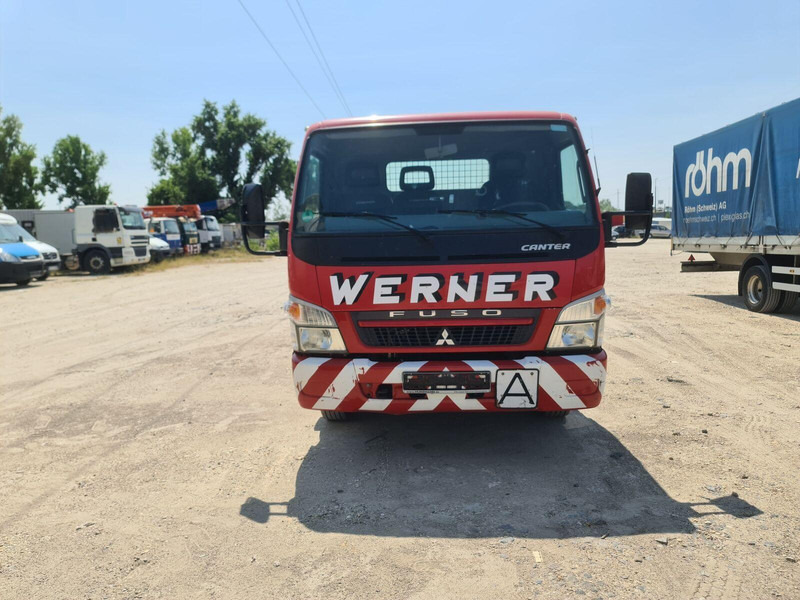 Mitsubishi Fuso Canter - skip loader - Camión portacontenedor de cadenas: foto 2 Mitsubishi Fuso Canter - skip loader - Camión portacontenedor de cadenas: foto 2