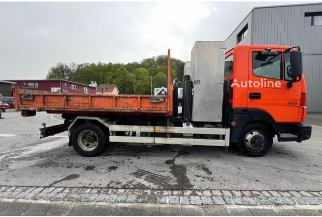 Nissan Atleon 80.19 - Hook lift truck+tipper - Camión multibasculante: foto 5 Nissan Atleon 80.19 - Hook lift truck+tipper - Camión multibasculante: foto 5