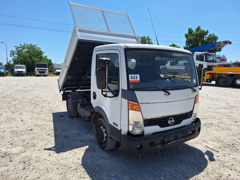 Nissan Cabstar 2,5 TDi - 3 sided Tipper - Furgoneta basculante: foto 1 Nissan Cabstar 2,5 TDi - 3 sided Tipper - Furgoneta basculante: foto 1