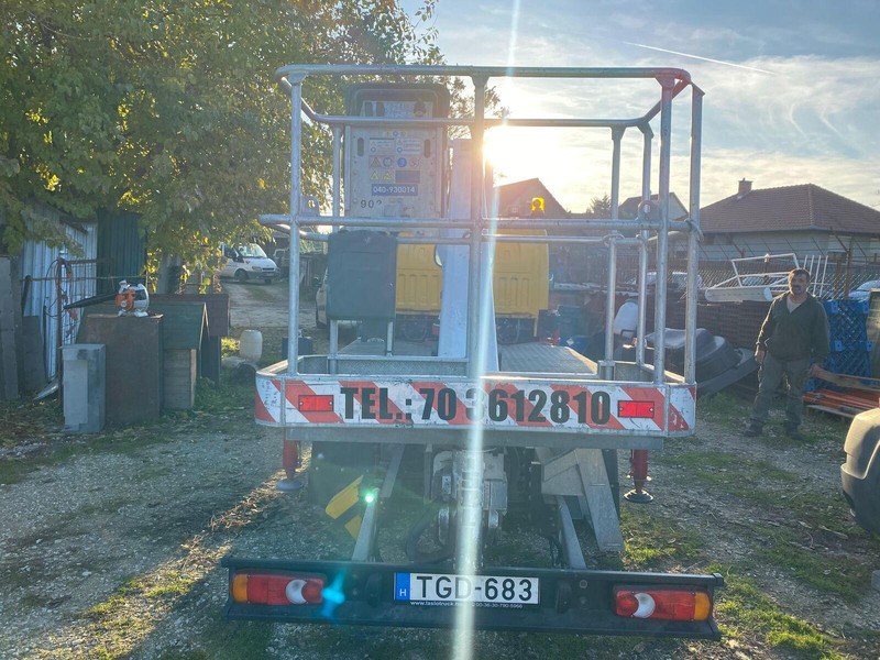 Camión con plataforma elevadora Nissan Cabstar 35.12 - ISOLI PT 225 aerial working platform 22,5m - 3,5: foto 7 Camión con plataforma elevadora Nissan Cabstar 35.12 - ISOLI PT 225 aerial working platform 22,5m - 3,5: foto 7