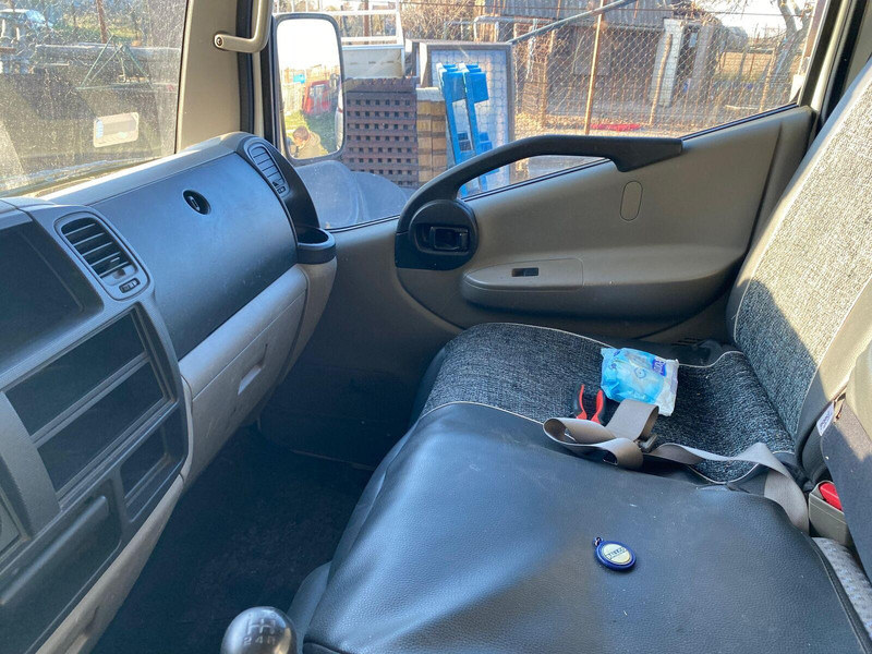 Camión con plataforma elevadora Nissan Cabstar 35.12 - ISOLI PT 225 aerial working platform 22,5m - 3,5: foto 14 Camión con plataforma elevadora Nissan Cabstar 35.12 - ISOLI PT 225 aerial working platform 22,5m - 3,5: foto 14