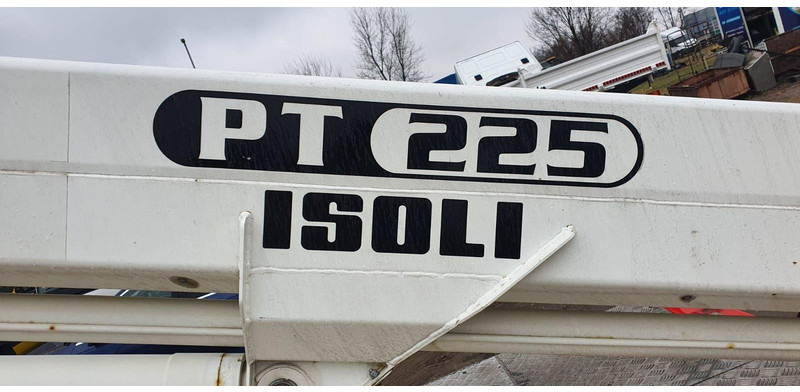 Camión con plataforma elevadora Nissan Cabstar 35.12 - ISOLI PT 225 aerial working platform 22,5m - 3,5: foto 18 Camión con plataforma elevadora Nissan Cabstar 35.12 - ISOLI PT 225 aerial working platform 22,5m - 3,5: foto 18