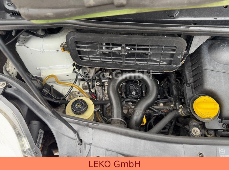 Furgoneta frigorifica Renault Trafic Mit Carrier Xarios 600: foto 16 Furgoneta frigorifica Renault Trafic Mit Carrier Xarios 600: foto 16