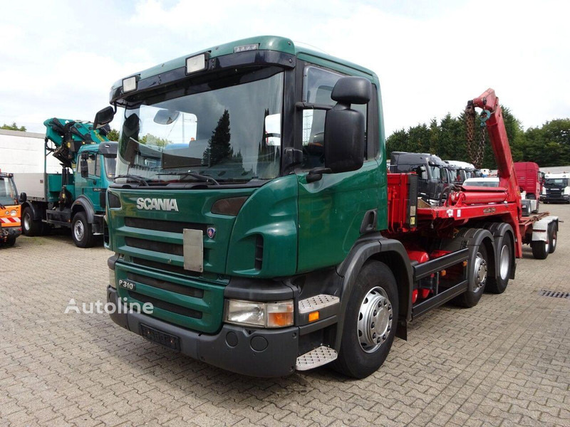 Scania P310 - Skip loader truck - Camión portacontenedor de cadenas: foto 1 Scania P310 - Skip loader truck - Camión portacontenedor de cadenas: foto 1