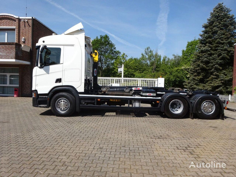 Scania R450 Hook lift truck 6x2 - Camión multibasculante: foto 4 Scania R450 Hook lift truck 6x2 - Camión multibasculante: foto 4