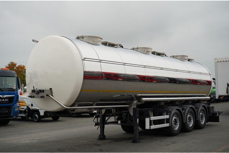 Schmitz Cargobull SOMMER  / CYSTERNA SPOŻYWCZA  / 3 KOMORY / 30 000 L / OŚ PODNOSZ - Semirremolque cisterna: foto 3 Schmitz Cargobull SOMMER  / CYSTERNA SPOŻYWCZA  / 3 KOMORY / 30 000 L / OŚ PODNOSZ - Semirremolque cisterna: foto 3