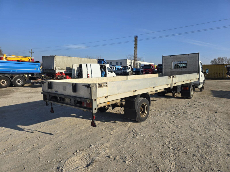 Simon - Pritsche BE semi-trailer - Semirremolque plataforma/ Caja abierta: foto 1 Simon - Pritsche BE semi-trailer - Semirremolque plataforma/ Caja abierta: foto 1