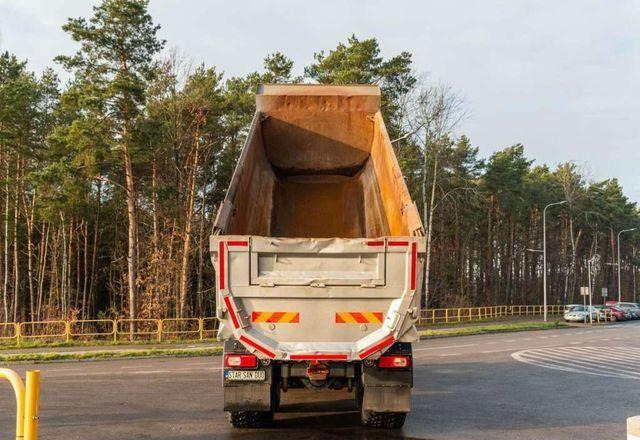 Tatra PHOENIX 8x8 Tipper - Camión volquete, Camión grúa: foto 4 Tatra PHOENIX 8x8 Tipper - Camión volquete, Camión grúa: foto 4