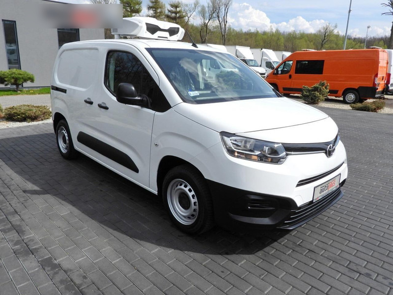 Toyota PROACE CITY FURGON CHŁODNIA -15*C ZASILANIE 230V TEMPOMAT KLIM - Furgoneta frigorifica: foto 4 Toyota PROACE CITY FURGON CHŁODNIA -15*C ZASILANIE 230V TEMPOMAT KLIM - Furgoneta frigorifica: foto 4