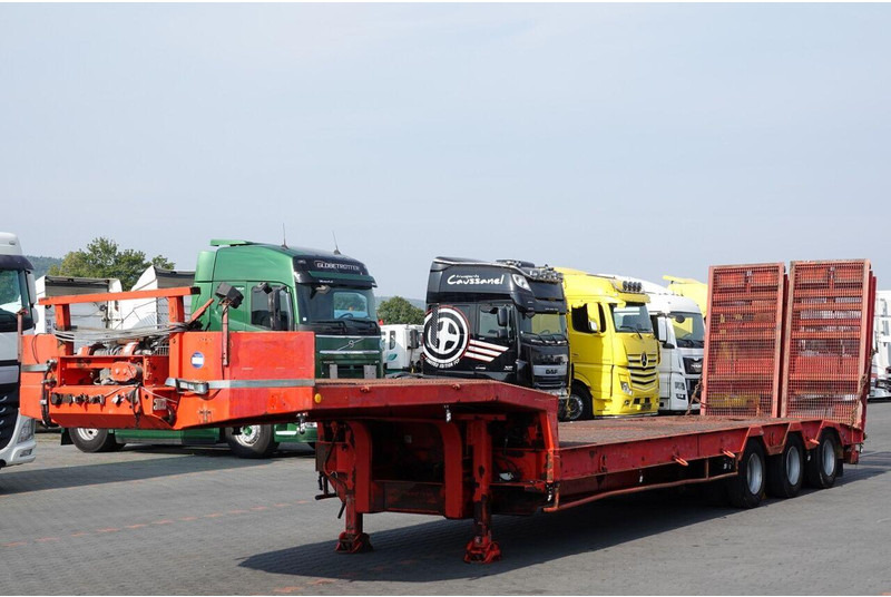 Verem NACZEPA LAWETA NISKOPODWOZIE / NAJAZDY HYDRAULICZNE / 3 OSIOWA / - Semirremolque góndola rebajadas: foto 3 Verem NACZEPA LAWETA NISKOPODWOZIE / NAJAZDY HYDRAULICZNE / 3 OSIOWA / - Semirremolque góndola rebajadas: foto 3