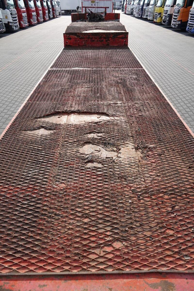 Semirremolque góndola rebajadas Verem NACZEPA LAWETA NISKOPODWOZIE / NAJAZDY HYDRAULICZNE / 3 OSIOWA /: foto 19 Semirremolque góndola rebajadas Verem NACZEPA LAWETA NISKOPODWOZIE / NAJAZDY HYDRAULICZNE / 3 OSIOWA /: foto 19