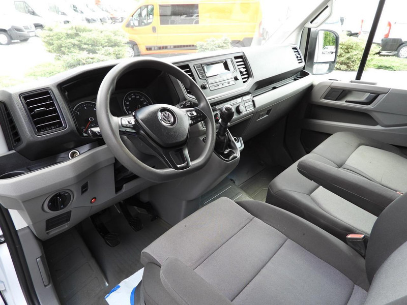 Volkswagen CRAFTER - Camión caja cerrada: foto 2 Volkswagen CRAFTER - Camión caja cerrada: foto 2