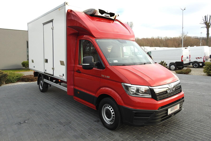 Volkswagen Crafter REFRIGERATOR -5*C 8 PALETS - Furgoneta frigorifica: foto 4 Volkswagen Crafter REFRIGERATOR -5*C 8 PALETS - Furgoneta frigorifica: foto 4