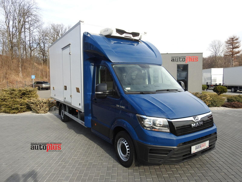 Volkswagen Crafter REGRIGERATOR BOX -5*C 8 PALLETS HEATING FUNCTION - Furgoneta frigorifica: foto 1 Volkswagen Crafter REGRIGERATOR BOX -5*C 8 PALLETS HEATING FUNCTION - Furgoneta frigorifica: foto 1