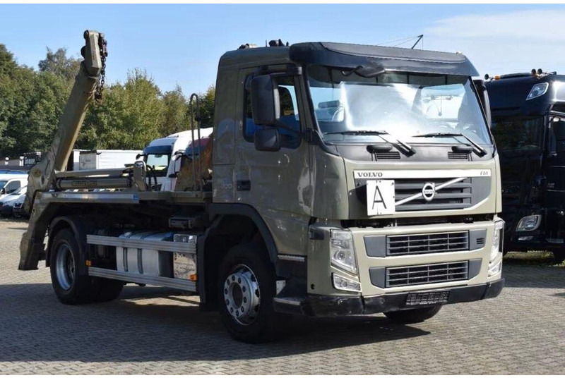 Volvo FM 330 BL - Meiller AK 12 LTD Absetzkipper - Camión portacontenedor de cadenas: foto 2 Volvo FM 330 BL - Meiller AK 12 LTD Absetzkipper - Camión portacontenedor de cadenas: foto 2