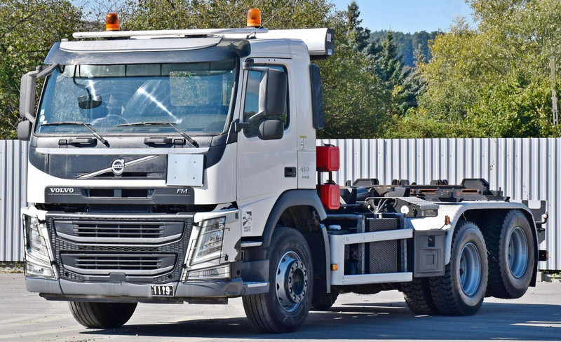 Volvo FM 410 * Abrollkipper * TOPZUSTAND / 6x4 - Camión multibasculante: foto 4 Volvo FM 410 * Abrollkipper * TOPZUSTAND / 6x4 - Camión multibasculante: foto 4