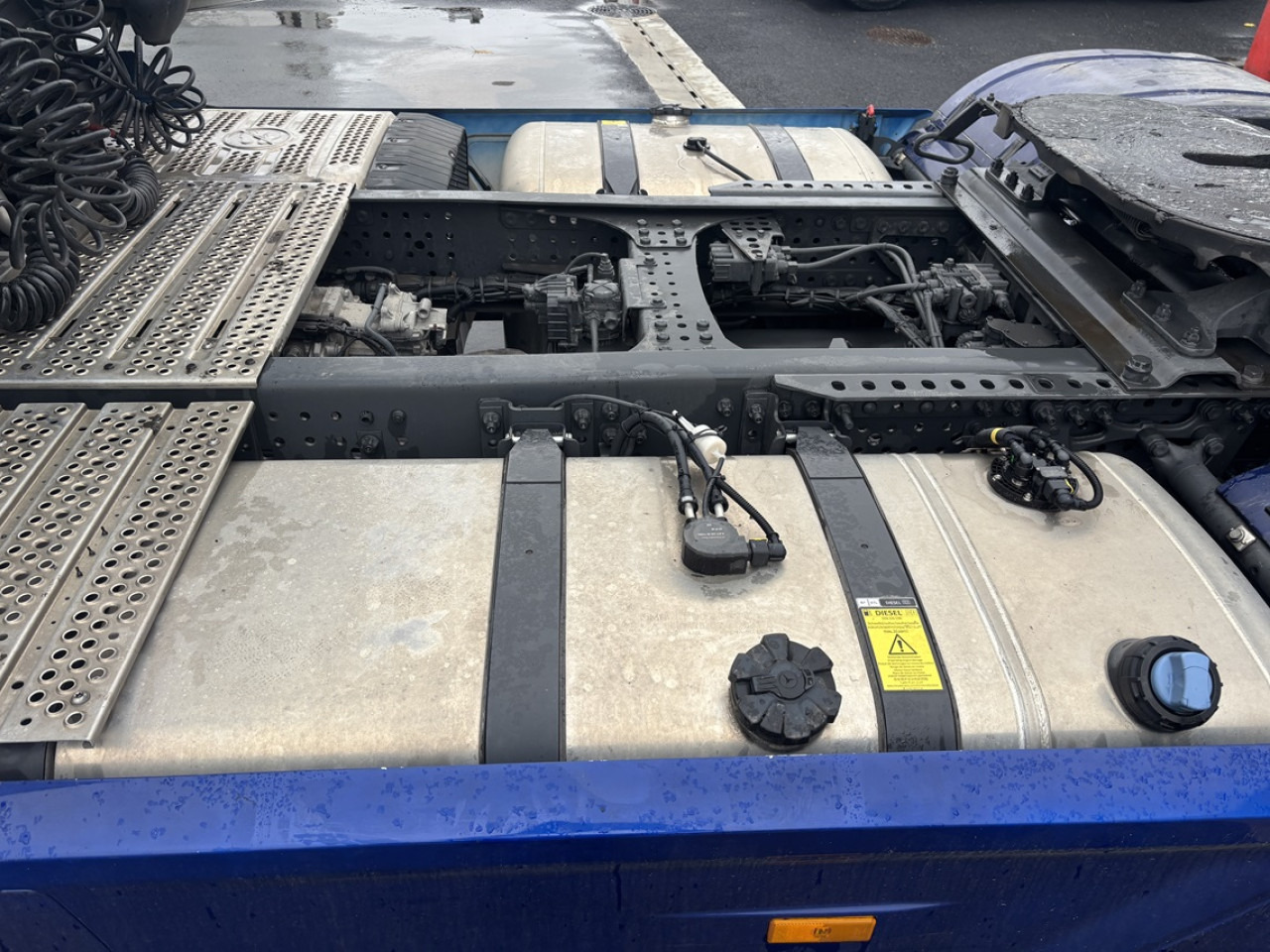 MERCEDES-BENZ ACTROS 1858 - Cabeza tractora: foto 2 MERCEDES-BENZ ACTROS 1858 - Cabeza tractora: foto 2