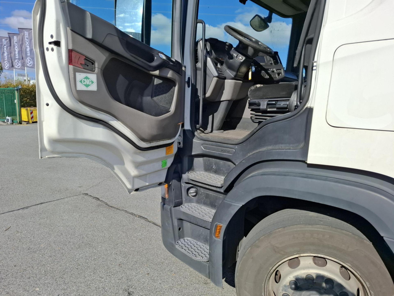 SCANIA SCANIA G410 A4x2 GNC - Cabeza tractora: foto 2 SCANIA SCANIA G410 A4x2 GNC - Cabeza tractora: foto 2
