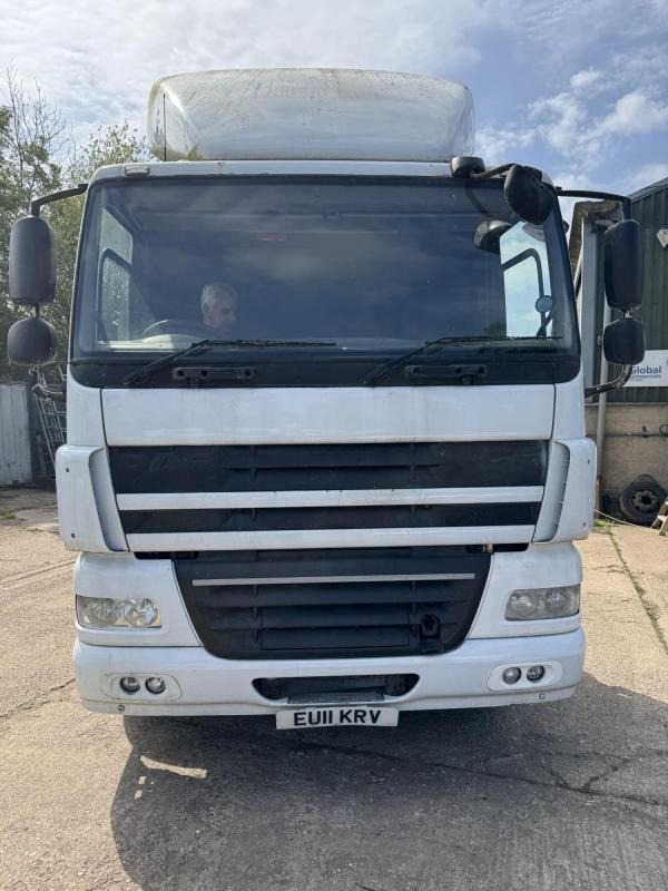 DAF FT CF 85-360 Euro 5 4x2 unit - Cabeza tractora: foto 3 DAF FT CF 85-360 Euro 5 4x2 unit - Cabeza tractora: foto 3