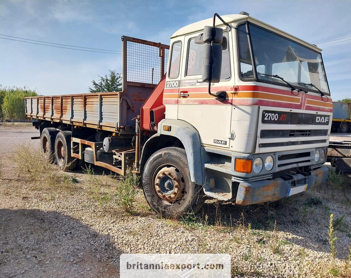 DAF 2700 ATI 6x4 26 Ton Sideways Tipper with HMF 820 Crane | Export Ready. - Camión volquete: foto 1 DAF 2700 ATI 6x4 26 Ton Sideways Tipper with HMF 820 Crane | Export Ready. - Camión volquete: foto 1