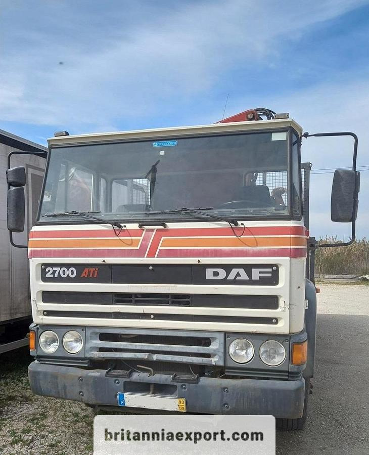 DAF 2700 ATI 6x4 26 Ton Sideways Tipper with HMF 820 Crane | Export Ready. - Camión volquete: foto 2 DAF 2700 ATI 6x4 26 Ton Sideways Tipper with HMF 820 Crane | Export Ready. - Camión volquete: foto 2