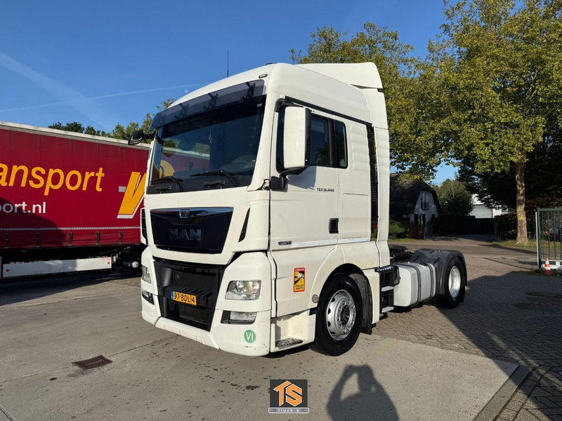 MAN TGX 440 XLX -EURO 6 - AUTOMATIC - 2 TANKS - NL TRUCK - TOP! - Cabeza tractora: foto 1 MAN TGX 440 XLX -EURO 6 - AUTOMATIC - 2 TANKS - NL TRUCK - TOP! - Cabeza tractora: foto 1