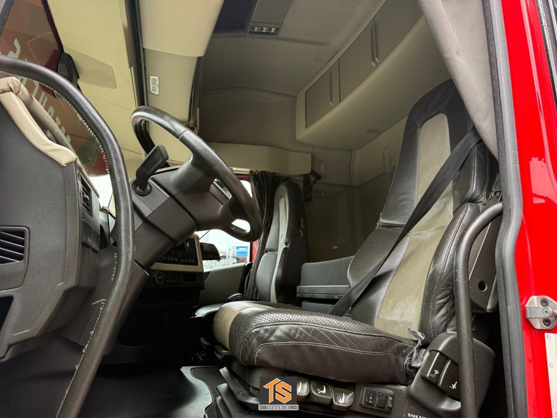Volvo FH 540 SHOWTRUCK - APK/TUV 05/2026 - BELGIUM TRUCK - EURO 6D - TOP TOP TOP! - Cabeza tractora: foto 4 Volvo FH 540 SHOWTRUCK - APK/TUV 05/2026 - BELGIUM TRUCK - EURO 6D - TOP TOP TOP! - Cabeza tractora: foto 4
