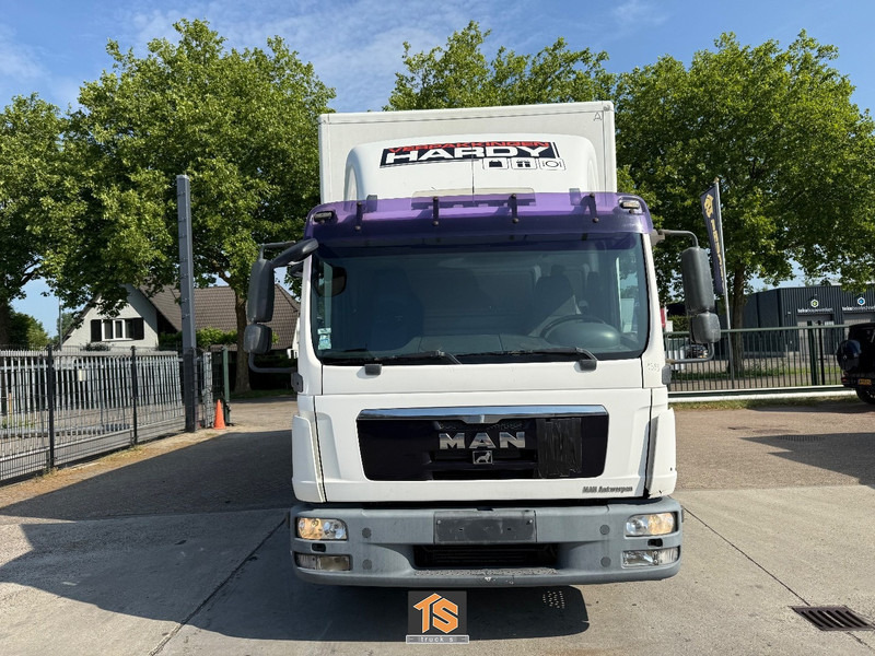 MAN TGL 12.210 EURO 5 - AUTOMATIC - LADEBORDWAND - BELGIUM TRUCK - TOP! - Camión caja cerrada: foto 2 MAN TGL 12.210 EURO 5 - AUTOMATIC - LADEBORDWAND - BELGIUM TRUCK - TOP! - Camión caja cerrada: foto 2