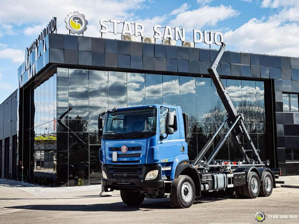 Tatra T158 PHOENIX 6x6 Euro 6 - Camión: foto 1 Tatra T158 PHOENIX 6x6 Euro 6 - Camión: foto 1