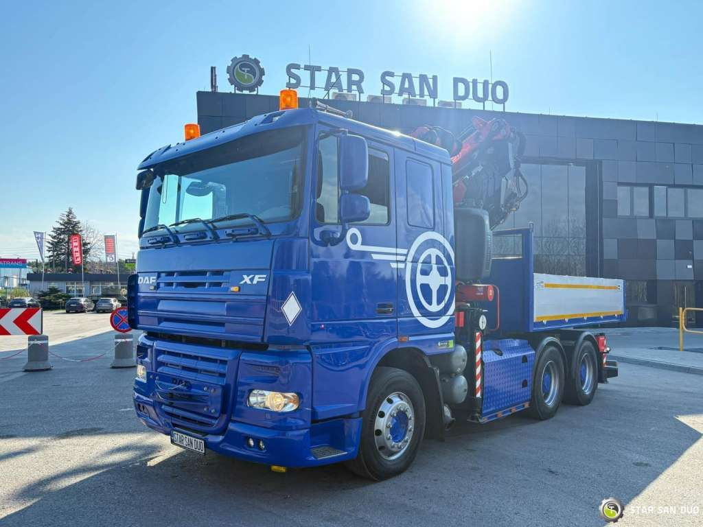 DAF XF 105.510 6x4 FASSI 450 FLY JIB Winch 5th - Camión grúa: foto 4 DAF XF 105.510 6x4 FASSI 450 FLY JIB Winch 5th - Camión grúa: foto 4