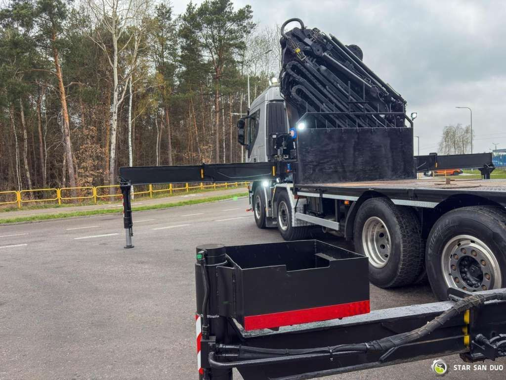 Camión grúa Iveco  STRALIS AS320S50Y 8x2 HMF 8520-0K6 FLY JIB Winc: foto 11