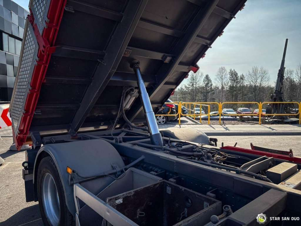 Camión volquete Mercedes-Benz  AXOR 1824 4x2 HMF 975 HDS Crane  Rotator Kipper Mercedes-Benz  AXOR 1824 4x2 HMF 975 HDS Crane  Rotator Kipper: foto 9