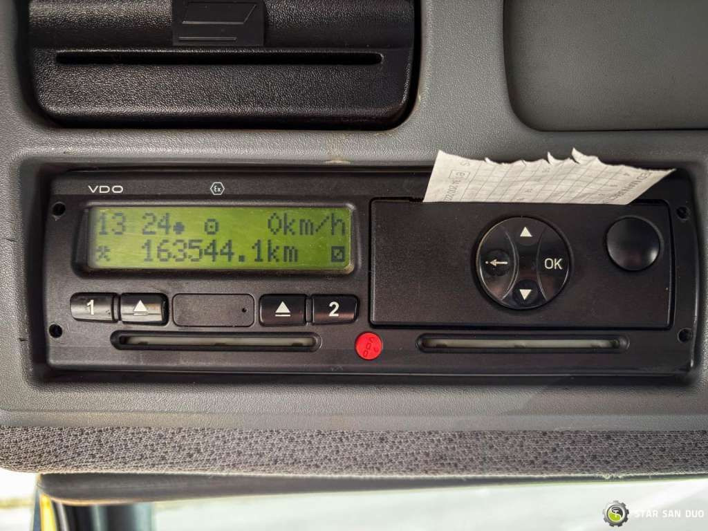 Camión volquete Mercedes-Benz  AXOR 1824 4x2 HMF 975 HDS Crane  Rotator Kipper Mercedes-Benz  AXOR 1824 4x2 HMF 975 HDS Crane  Rotator Kipper: foto 16