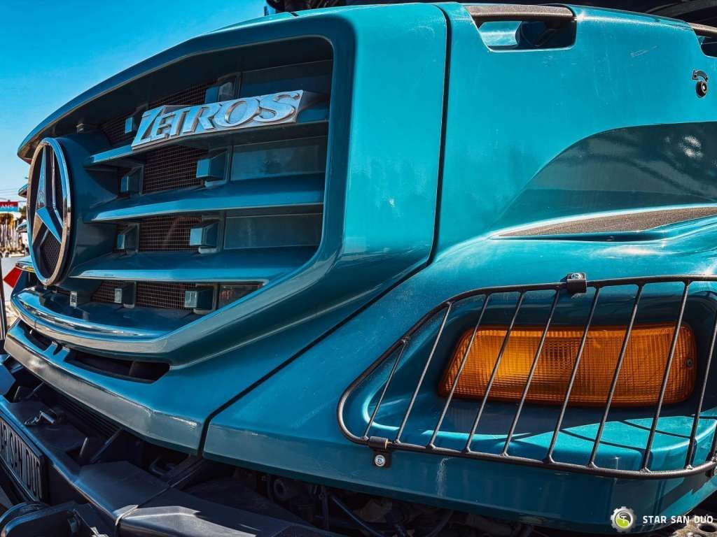 Camión volquete nuevo Mercedes-Benz  Zetros 1833 4x4 Kipper Camper Chassis: foto 24