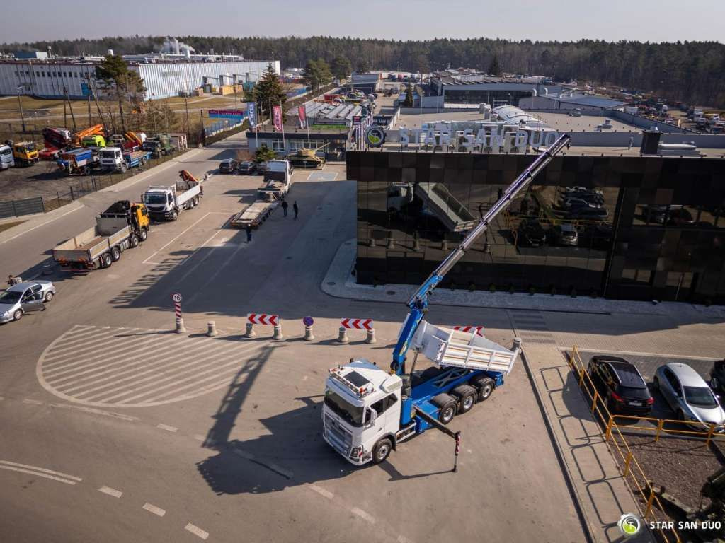 Camión grúa Volvo  FH 16.550 8x4 Palfinger PK 34002-SH Crane Kippe: foto 11