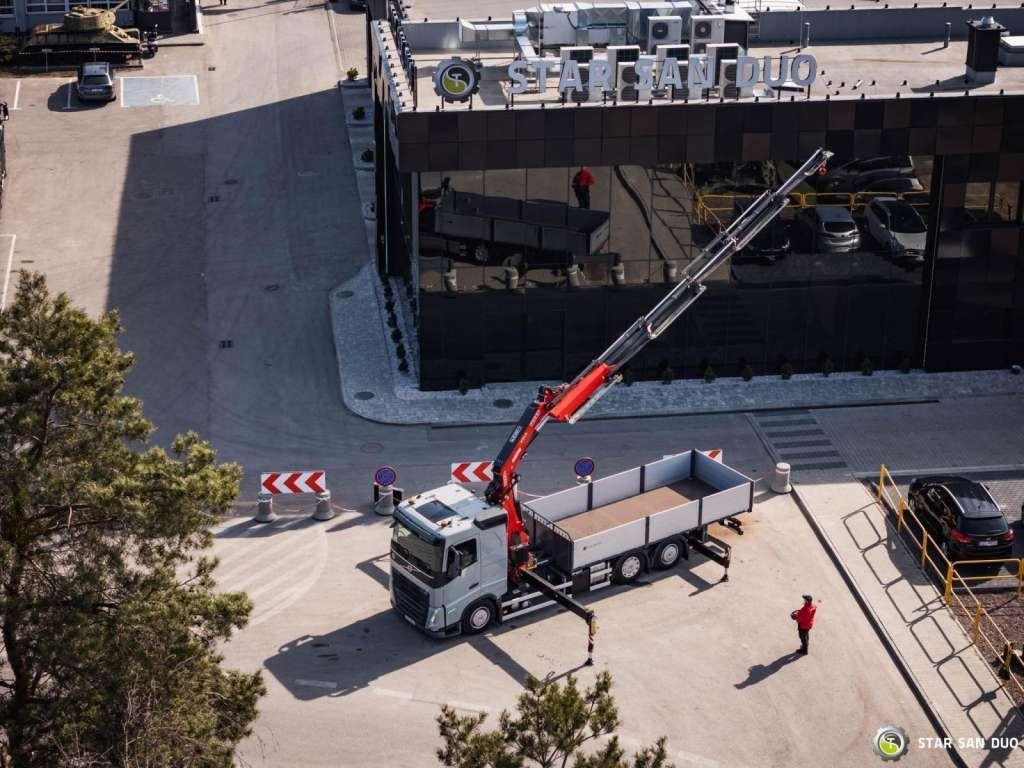 Volvo FH 500 6x2 FASSI F545R.A.2.25 CRANE KRAN NEW !! - Camión grúa: foto 4 Volvo FH 500 6x2 FASSI F545R.A.2.25 CRANE KRAN NEW !! - Camión grúa: foto 4