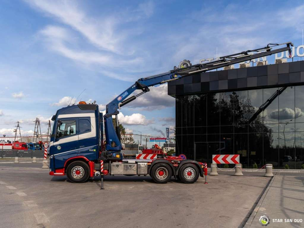 Volvo FH 500 6x2 HMF 3220-K5 HDS Crane Euro 6 - Camión grúa: foto 2 Volvo FH 500 6x2 HMF 3220-K5 HDS Crane Euro 6 - Camión grúa: foto 2