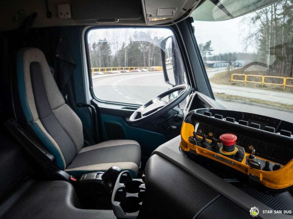 Camión grúa Volvo  FM 450 6x2 EFFER 395/8S Euro 6  Crane Winch: foto 22
