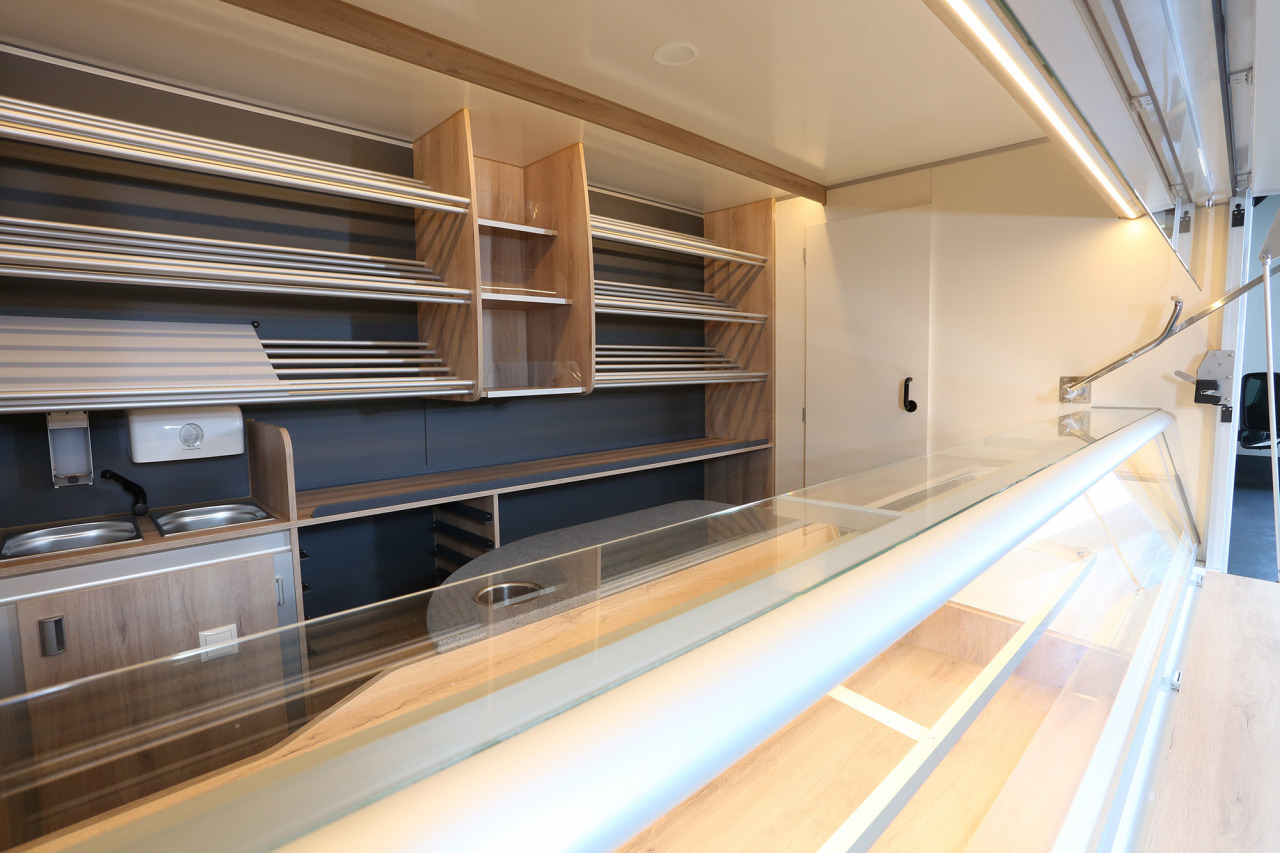 Tourenmobil BORCO HÖHNS - Camión tienda: foto 3 Tourenmobil BORCO HÖHNS - Camión tienda: foto 3