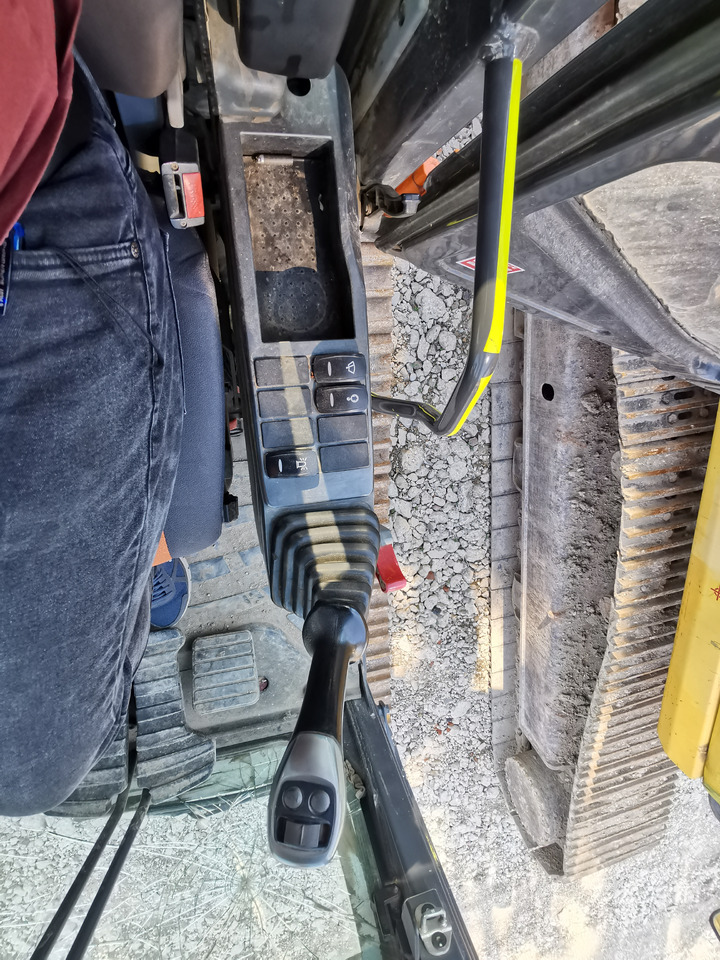 Excavadora DOOSAN DX 380: foto 16 Excavadora DOOSAN DX 380: foto 16