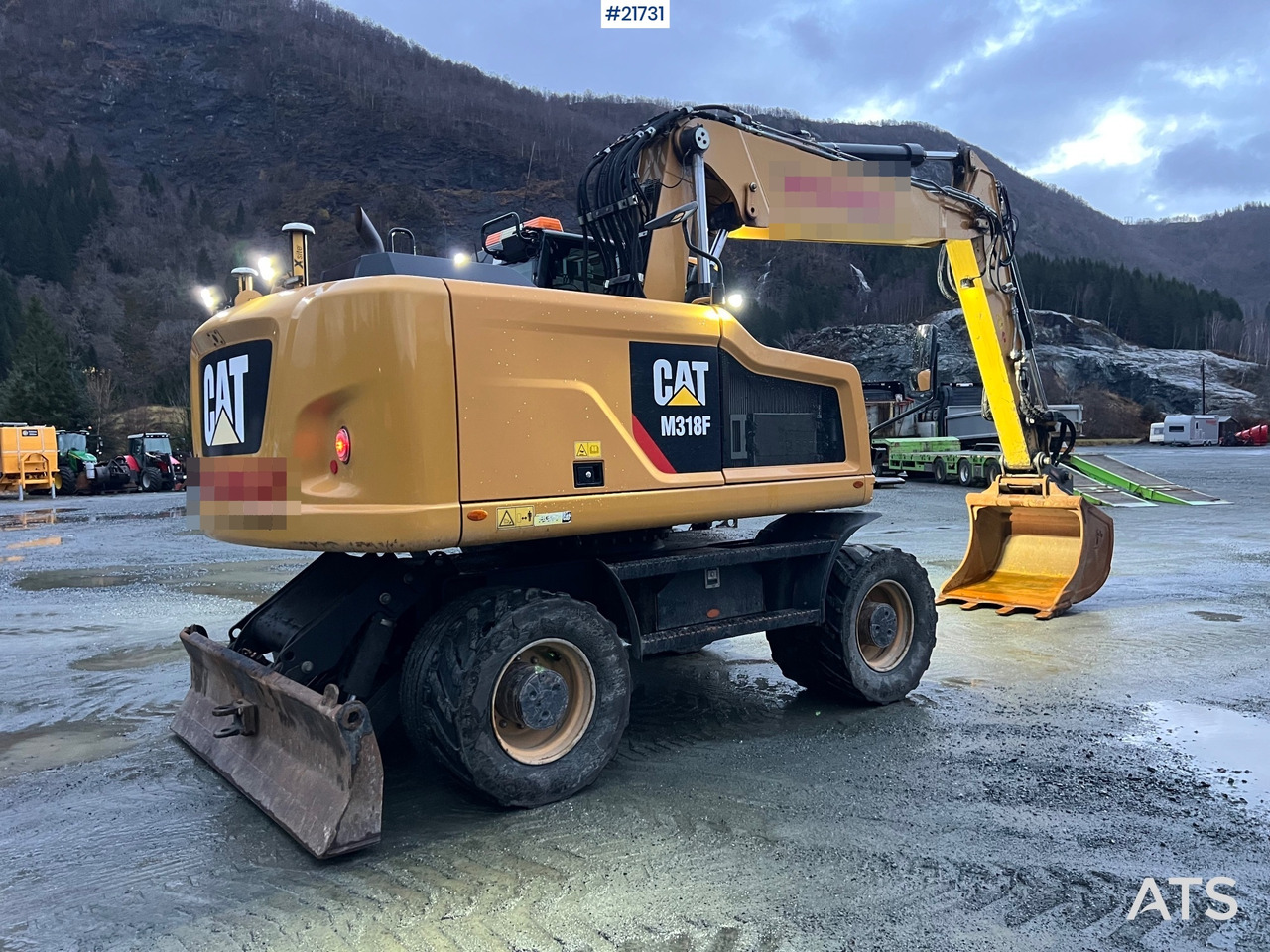 Excavadora de ruedas CAT M318F Hjulmaskin m/ oilquick og tannskuffe: foto 16