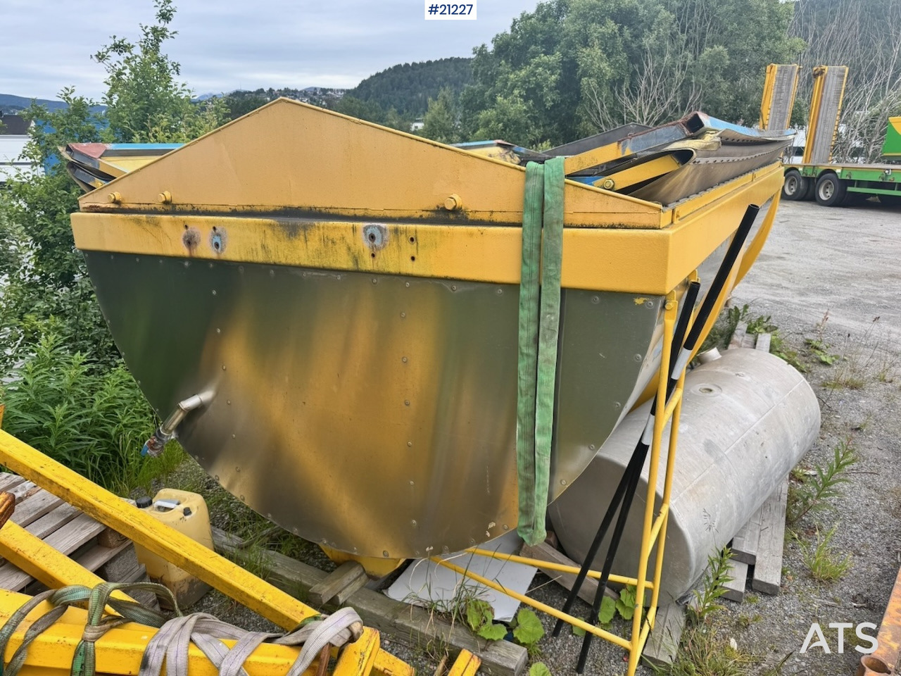Steinsland Asfaltbalje - Carrocería intercambiable/ Contenedor, Distribuidor de asfalto: foto 1 Steinsland Asfaltbalje - Carrocería intercambiable/ Contenedor, Distribuidor de asfalto: foto 1