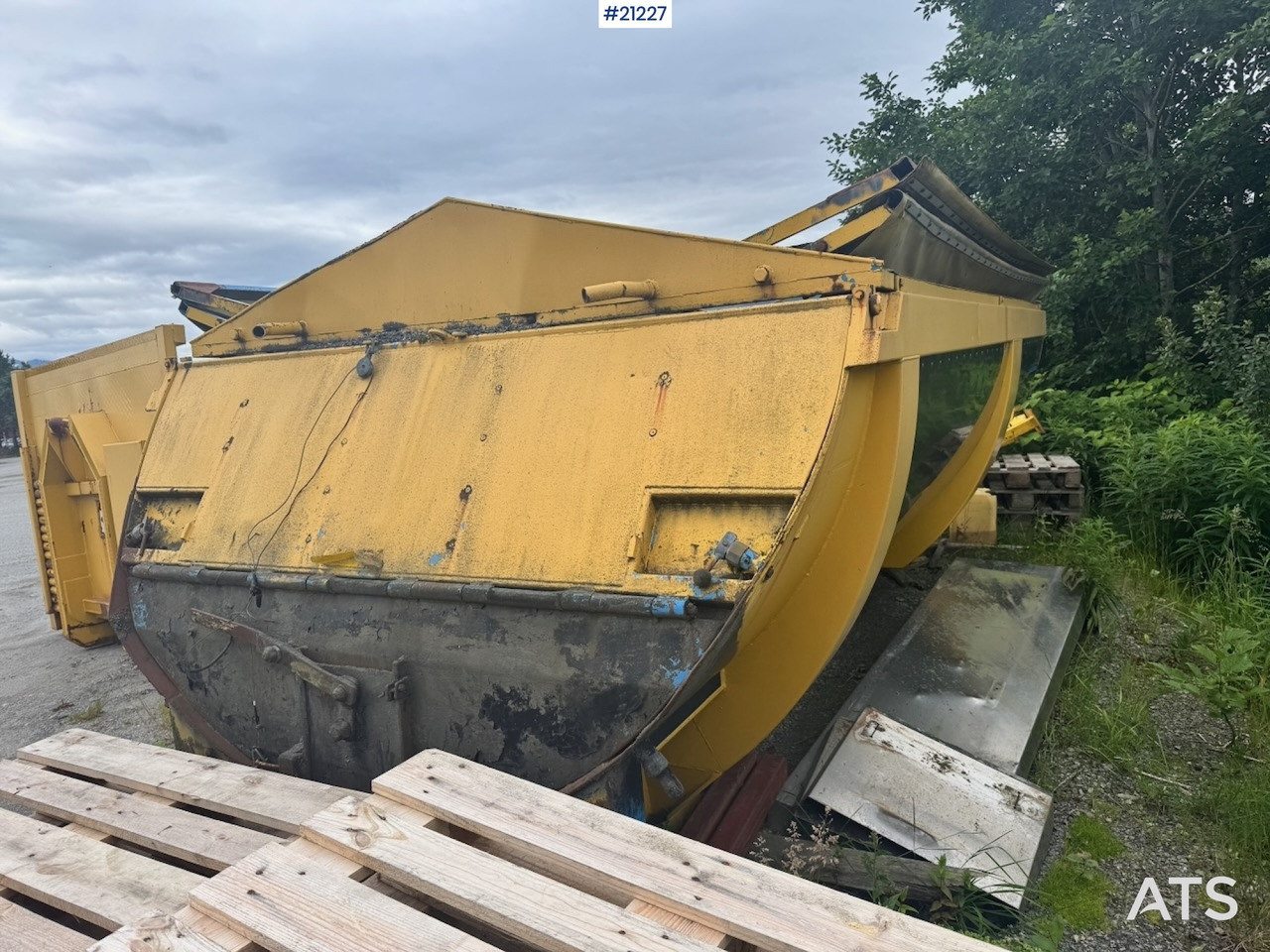 Steinsland Asfaltbalje - Carrocería intercambiable/ Contenedor, Distribuidor de asfalto: foto 4 Steinsland Asfaltbalje - Carrocería intercambiable/ Contenedor, Distribuidor de asfalto: foto 4